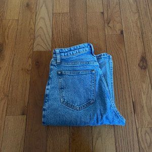 Abercrombie - Curve Love High Rise 90s Relaxed Jean - 25L